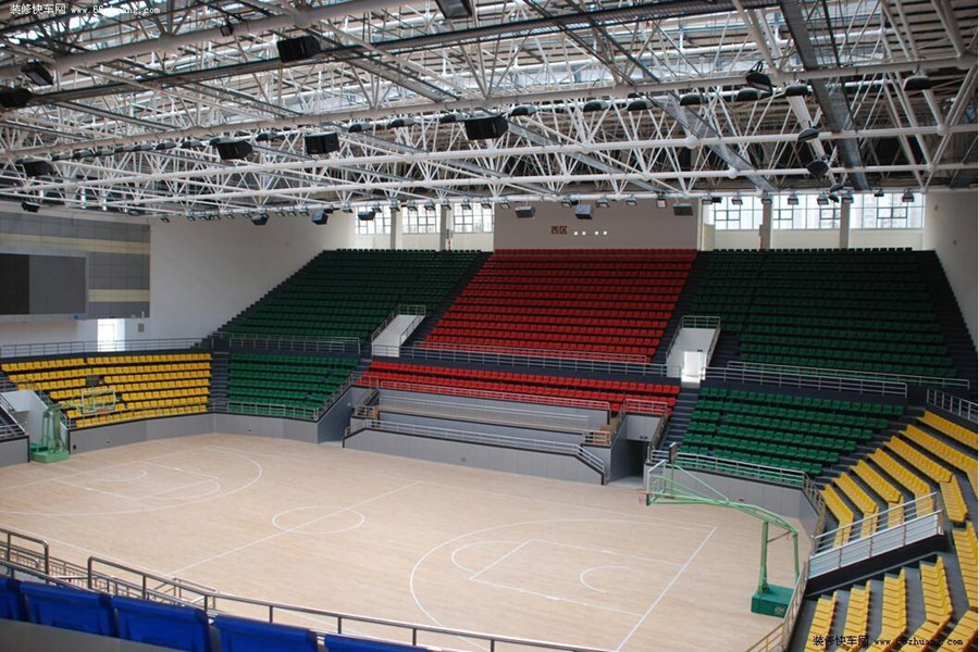 兴平羽毛球场网架工程